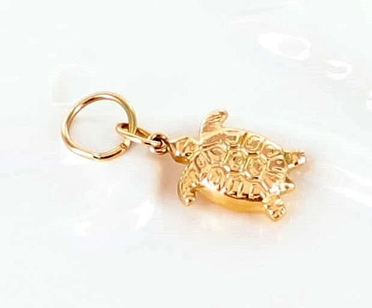14 Karat Yellow Gold Turtle Charm/Pendant 1.21 grams