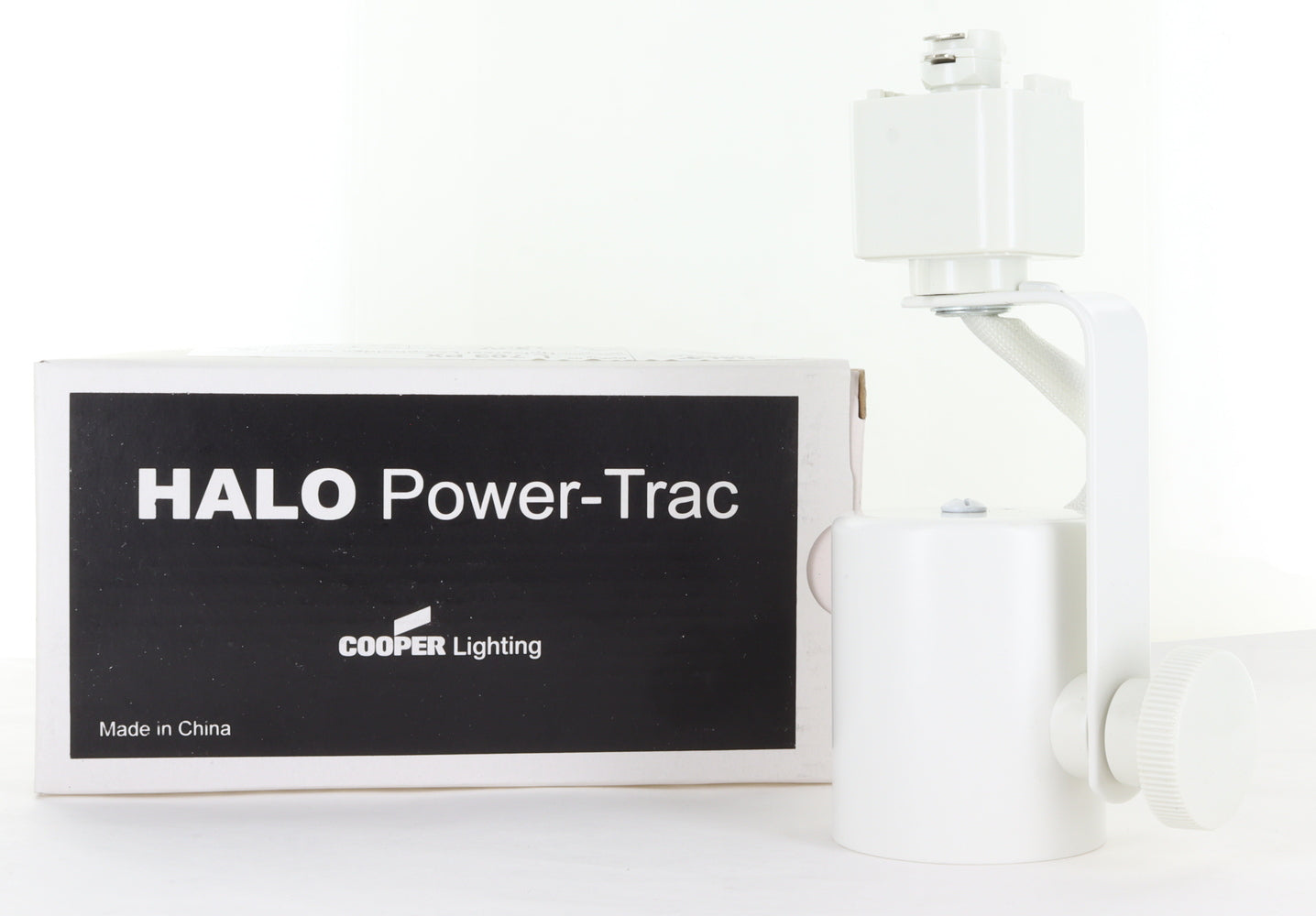 HALO POWER-TRAC UNIVERSAL LAMPHOLDER, WHITE (L703PX) NEW IN BOX