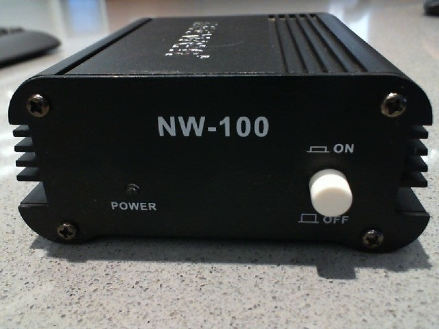 NEEWER NW-100 POWER SUPPLY