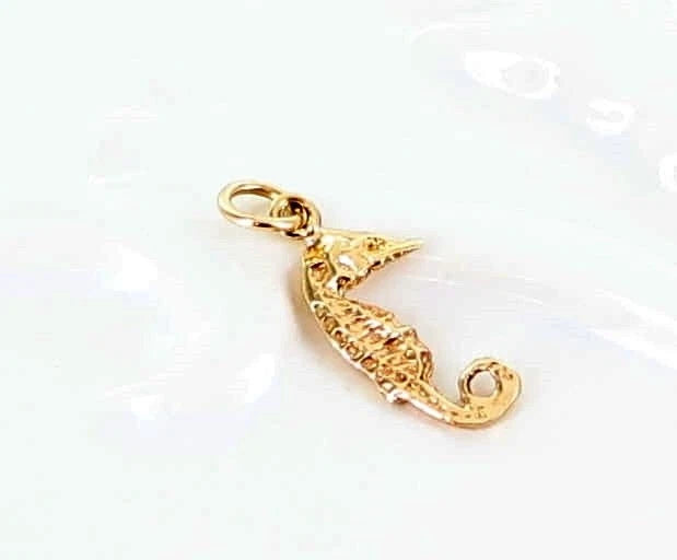 14 Karat Yellow Gold Sea Horse Charm/Pendant 0.99 grams